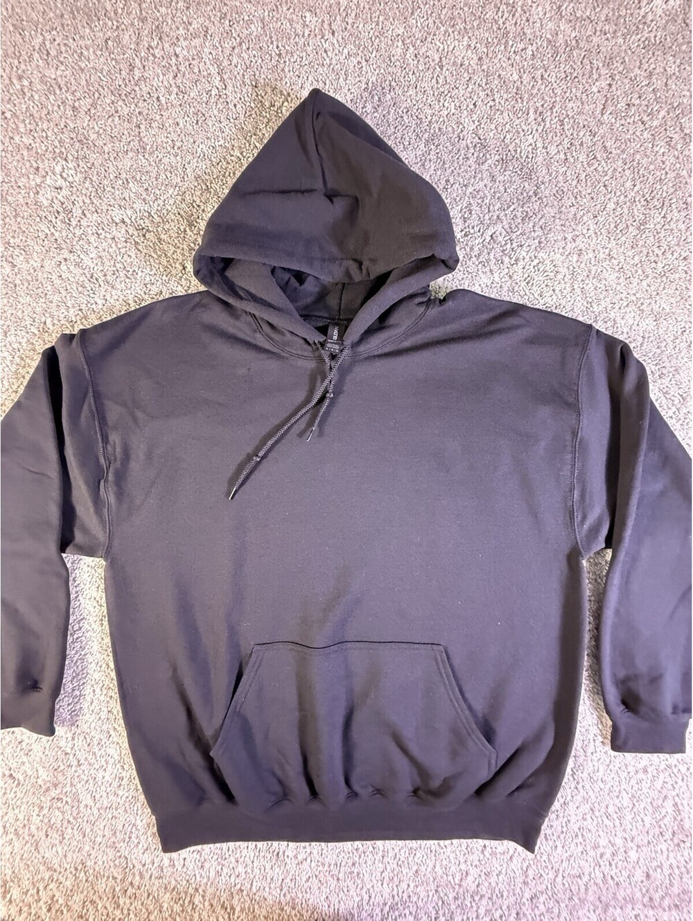NWOT Gildan Heavyweight Hoodie For Men Size XL Black